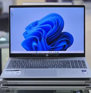 New Laptop HP Pavilion 15 8GB Intel Core Ultra 5 SSD 512GB
