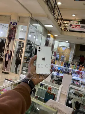 Apple iPhone 11 128 GB White