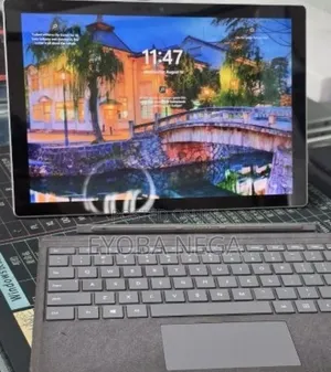 New Laptop Microsoft Surface Pro 7+ 32GB Intel Core i7 SSD 1T