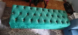 ኤል ሼፕ ሶፋ ምንም ያልተነካ ቆንጆ ሶፋ ነው