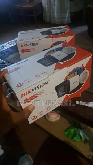 Hik Vision Smart Hibrid Camera 4 Mp
