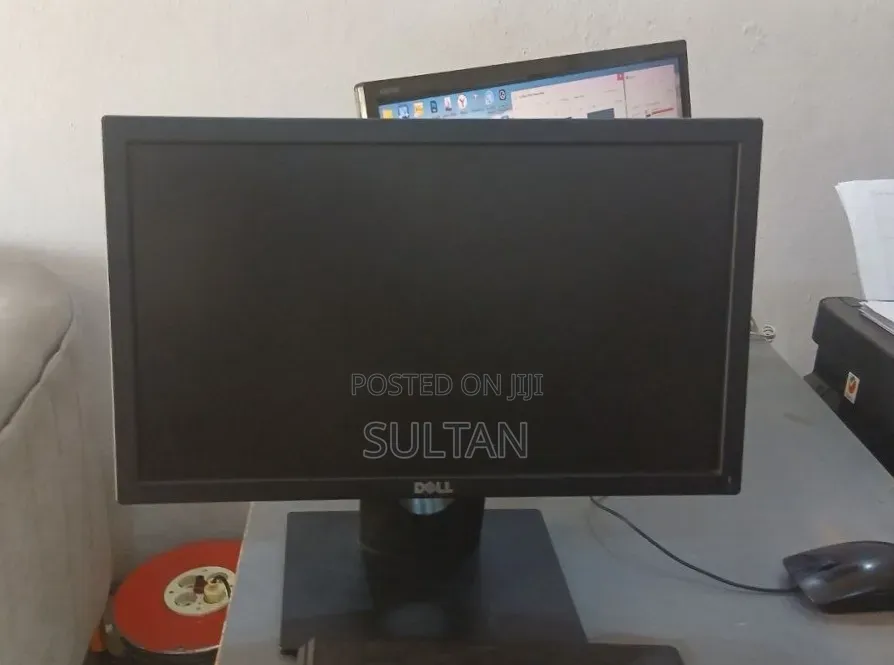 Dell 19" Widescreen HD Monitor – Super Clean Fully Working