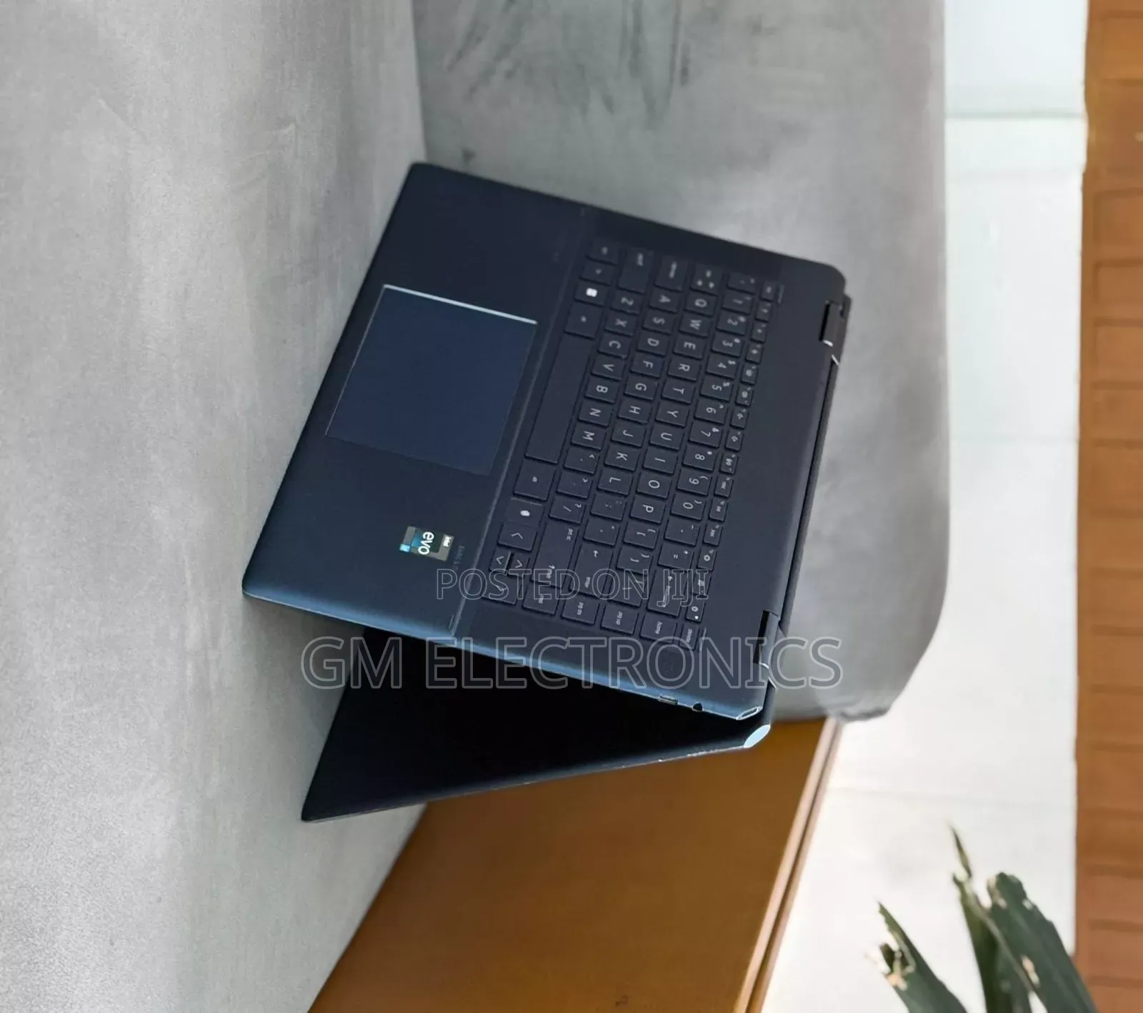 New Laptop HP Spectre 16GB Intel Core i7 SSD 512GB