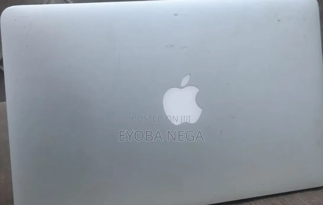 Laptop Apple MacBook Air 2015 4GB Intel Core i5 HDD 500GB