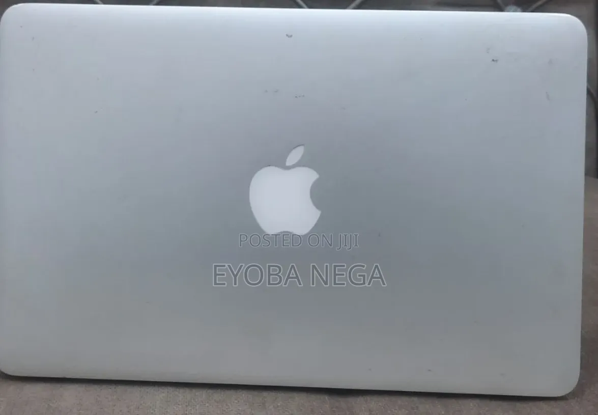 Laptop Apple MacBook Air 2015 4GB Intel Core i5 HDD 500GB