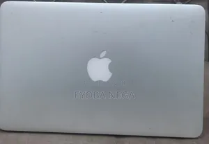 Laptop Apple MacBook Air 2015 4GB Intel Core i5 HDD 500GB