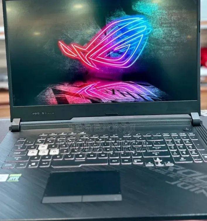 New Laptop Asus ROG Strix G17 16GB Intel Core i7 SSD 512GB