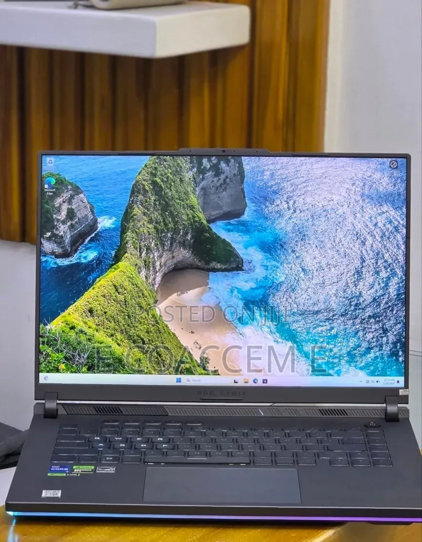 New Laptop Asus 16GB Intel Core i7 SSD 1T