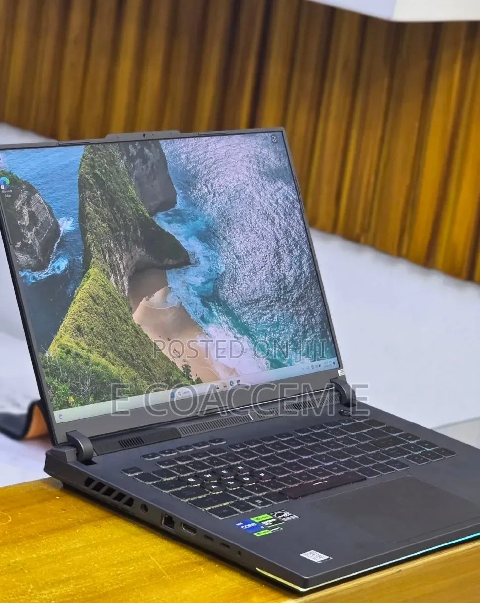 New Laptop Asus 16GB Intel Core i7 SSD 1T