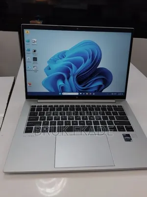 New Laptop HP EliteBook 840 G10 16GB Intel Core i7 SSD 512GB