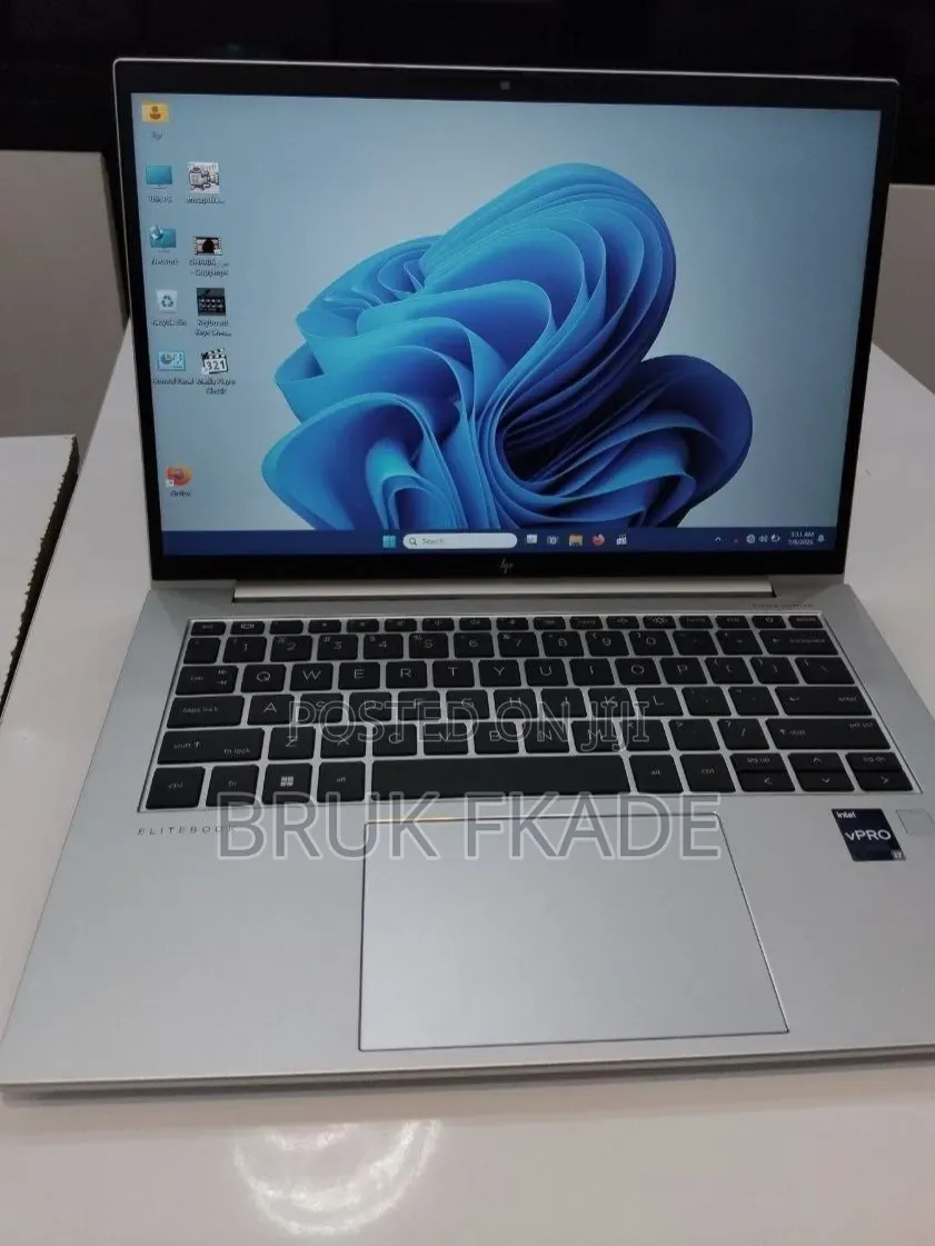 New Laptop HP EliteBook 840 G10 16GB Intel Core i7 SSD 512GB