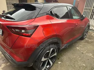 Nissan Juke 2021 Red