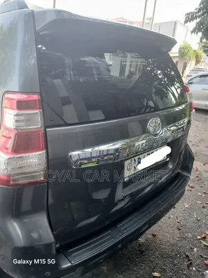 Toyota Land Cruiser Prado 2016 Gray