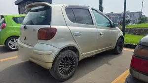 Toyota Vitz 2002 Gold