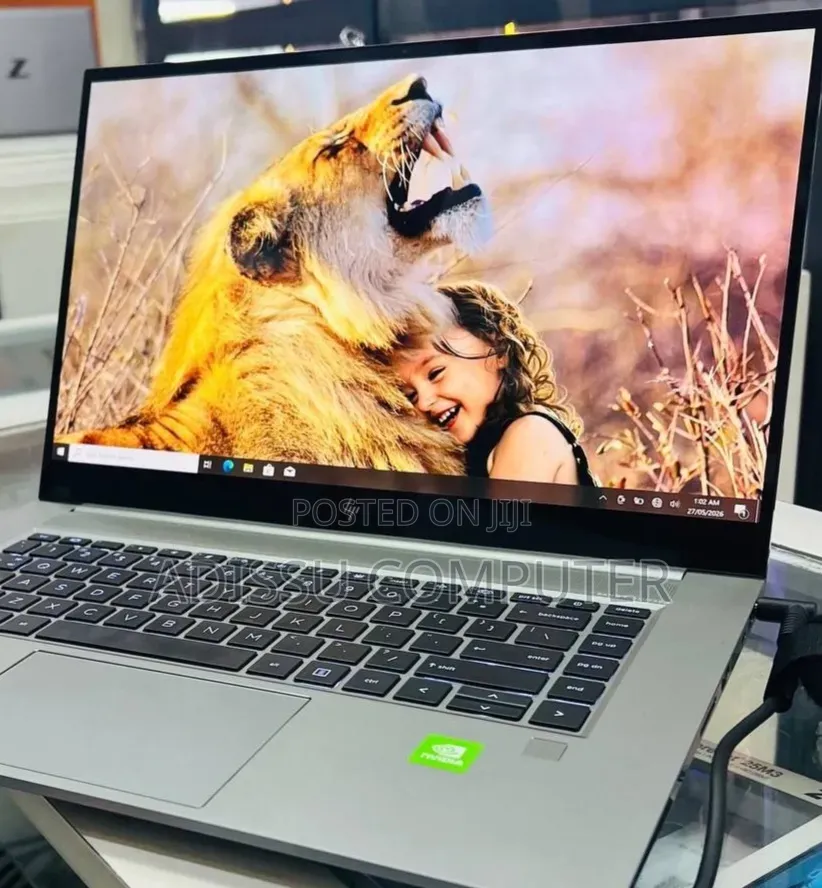 New Laptop HP ZBook 15 32GB Intel Core i9 SSD 512GB