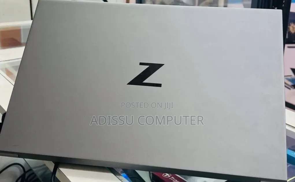 New Laptop HP ZBook 15 32GB Intel Core i9 SSD 512GB