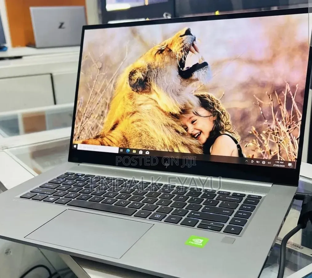 New Laptop HP ZBook 15 32GB Intel Core i9 SSD 512GB