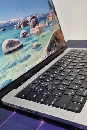New Laptop Apple MacBook Pro 2024 M4 16GB Apple M4 Pro SSD 512GB