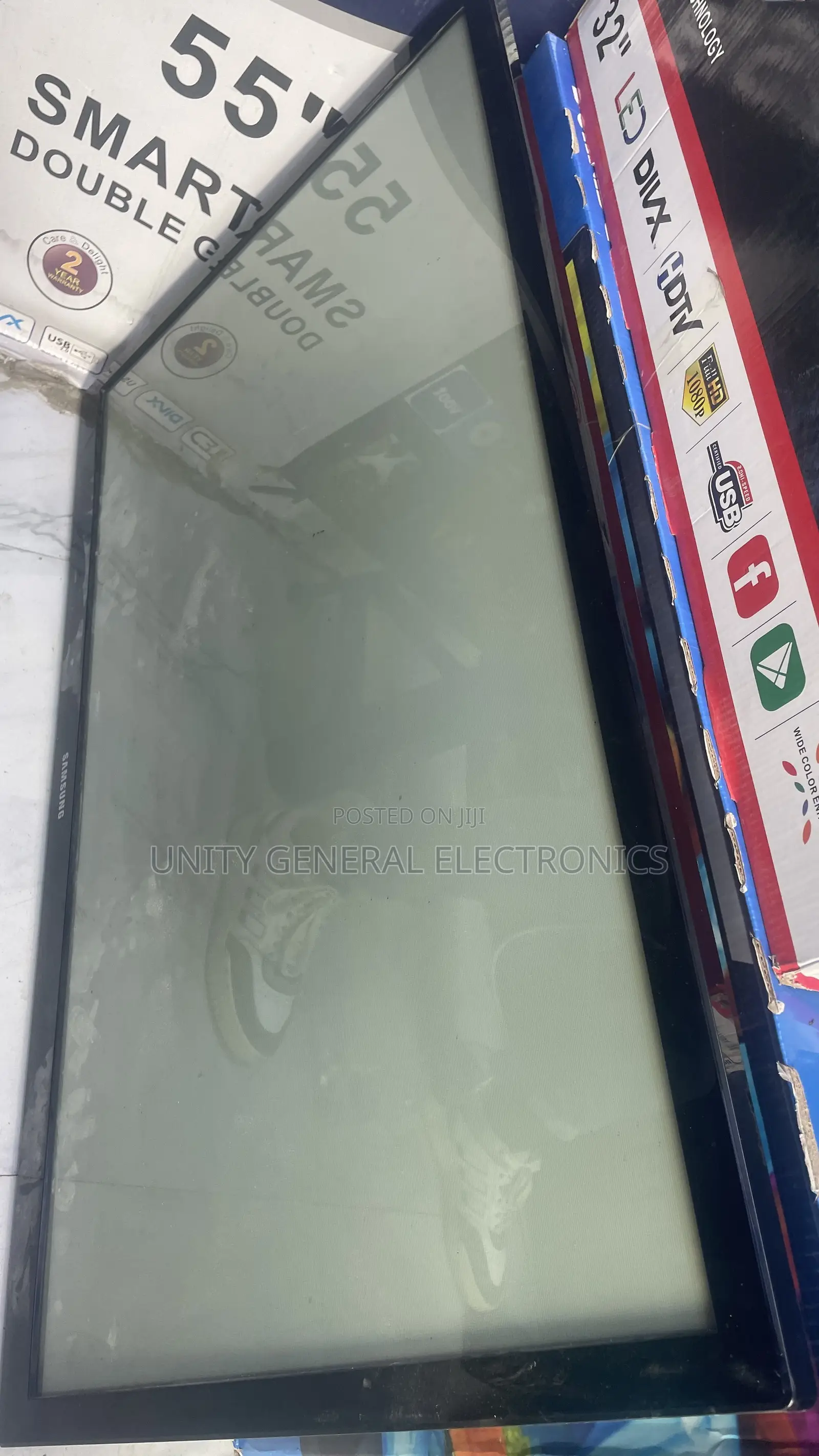 Samsung 43” TV