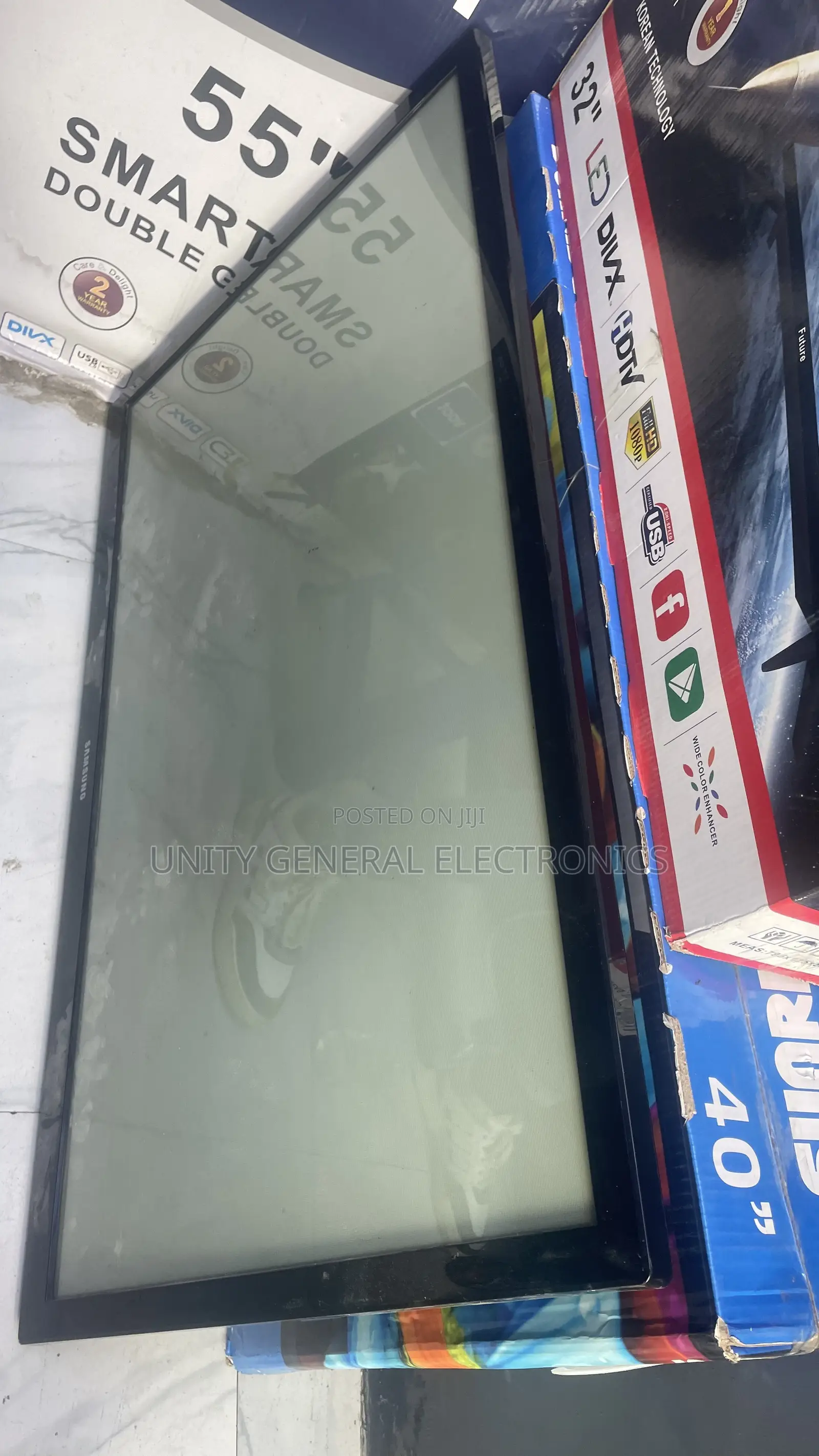 Samsung 43” TV