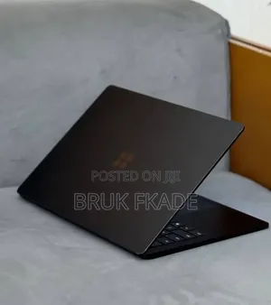 New Laptop Microsoft Surface Laptop 4 16GB Intel Core i7 SSD 512GB
