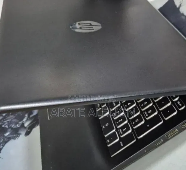 New Laptop HP Pavilion Power 15 8GB Intel Core i7 SSD 256GB