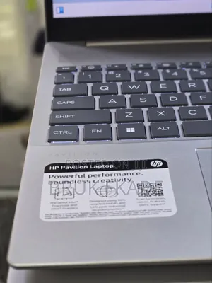 New Laptop HP Pavilion 15 8GB Intel Core Ultra 5 SSD 512GB