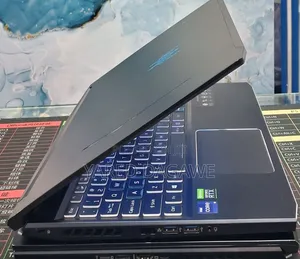 New Laptop Acer Predator Helios 300 16GB Intel Core i9 SSD 512GB