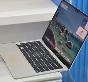 New Laptop Apple MacBook Air 2025 M4 16GB Apple M4 SSD 256GB