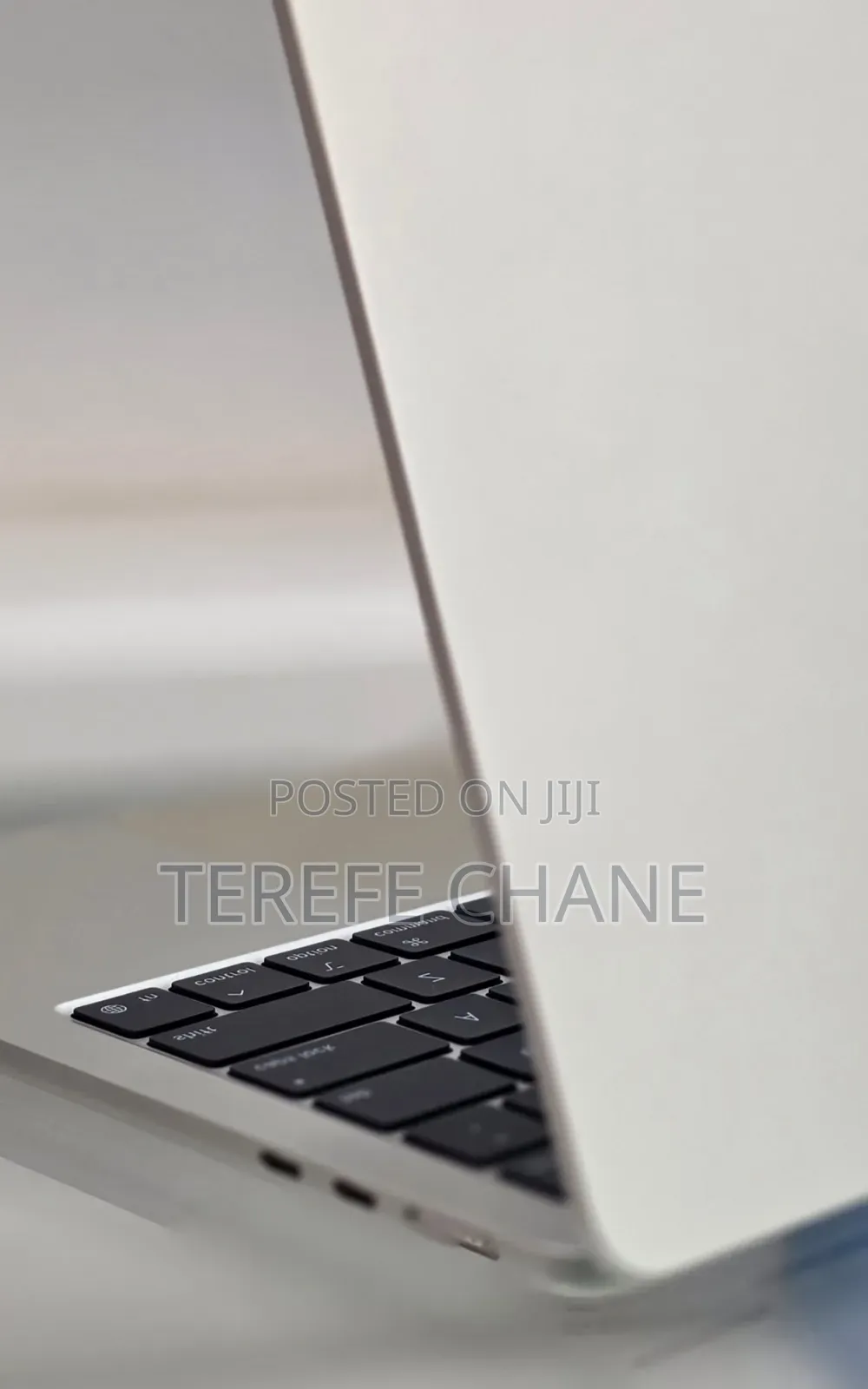 New Laptop Apple MacBook Air 2025 M4 16GB Apple M4 SSD 256GB