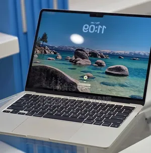 New Laptop Apple MacBook Air 2025 M4 16GB Apple M4 SSD 256GB