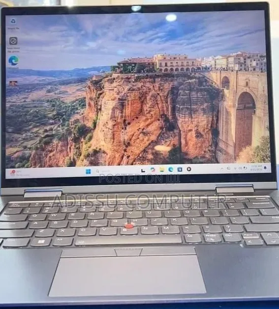 New Laptop Lenovo ThinkPad X1 Yoga 16GB Intel Core i7 SSD 512GB