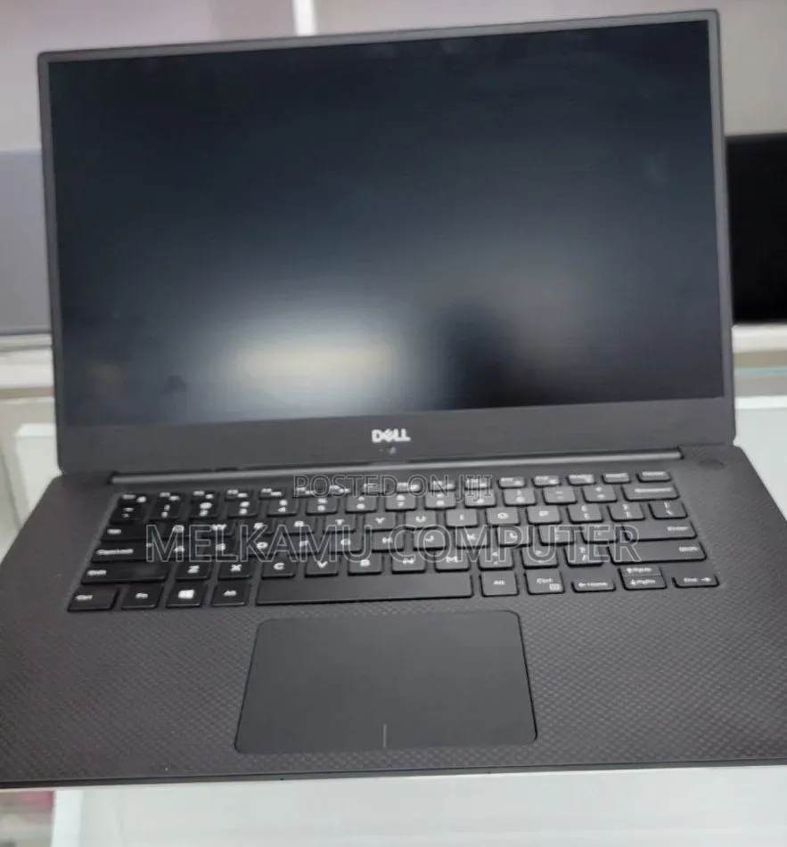 New Laptop Dell Precision 5530 16GB Intel Core i7 SSD 512GB