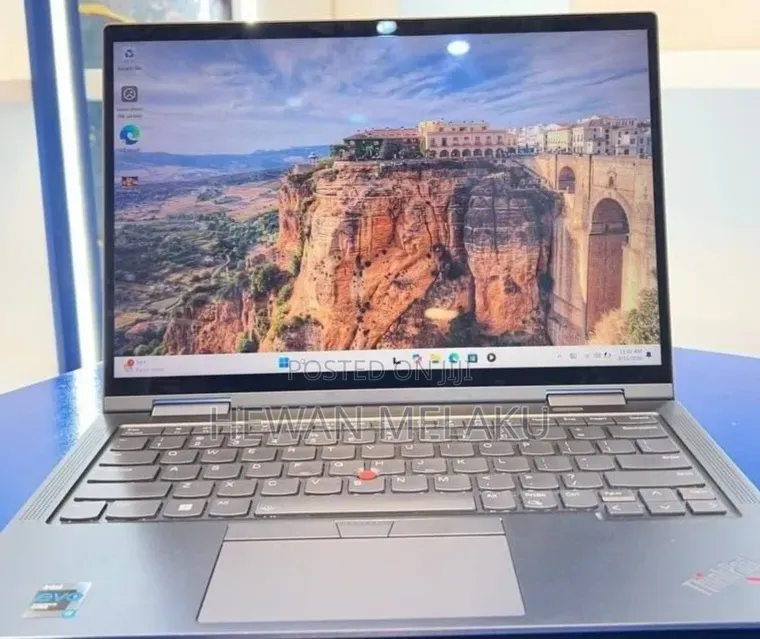 New Laptop Lenovo ThinkPad X1 Yoga 16GB Intel Core i7 SSD 512GB