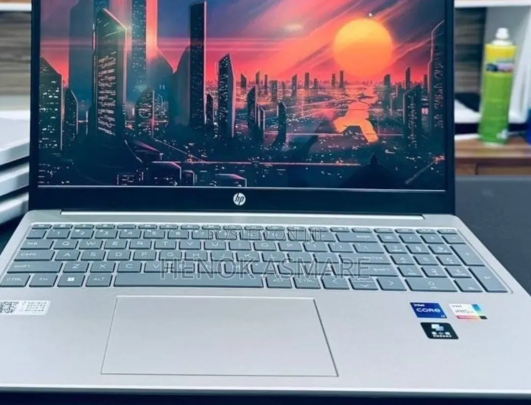 New Laptop HP Stream Notebook 16GB Intel Core i7 SSD 512GB
