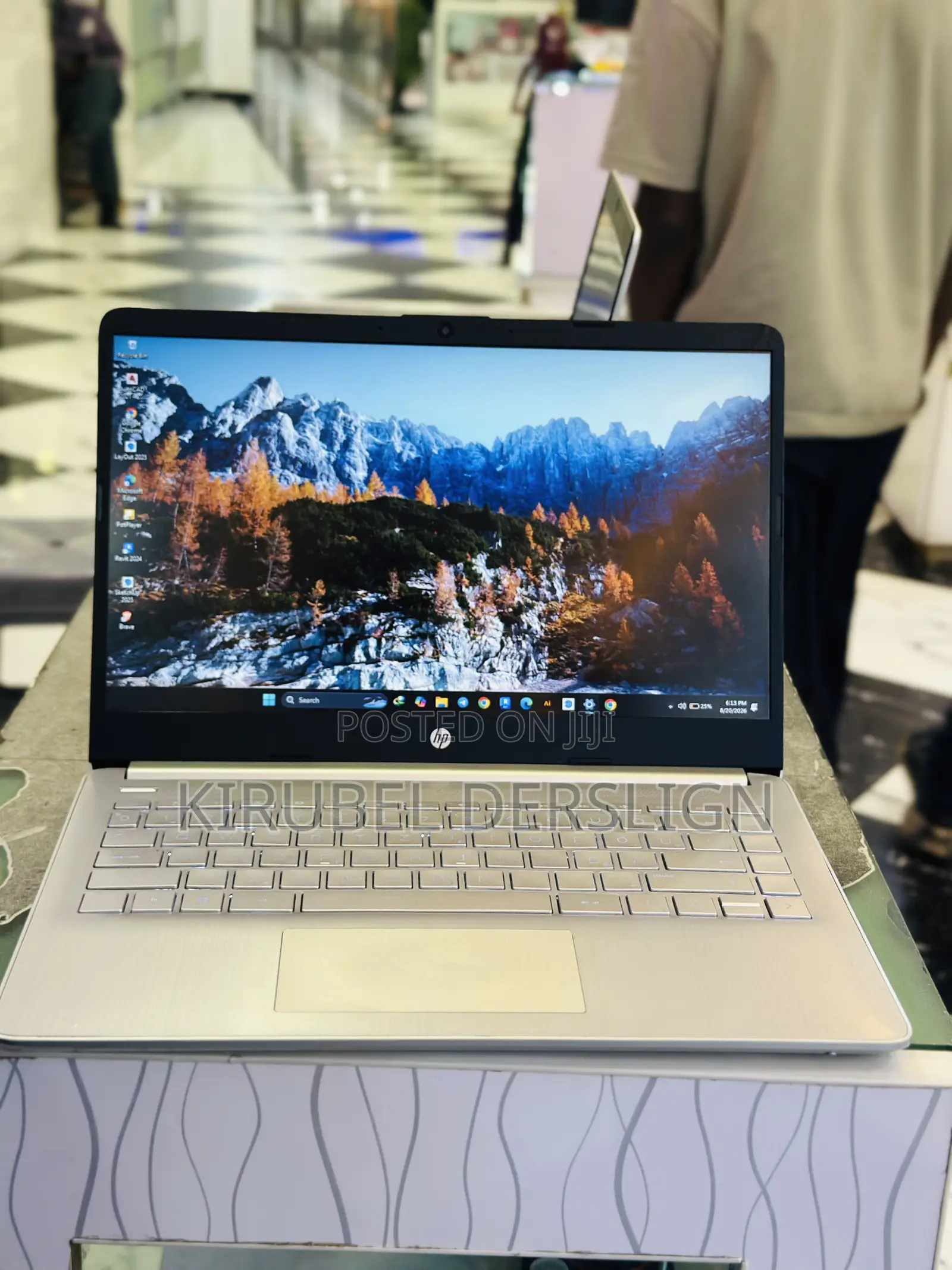 New Laptop HP 255 G8 8GB AMD Ryzen 3 SSD 256GB