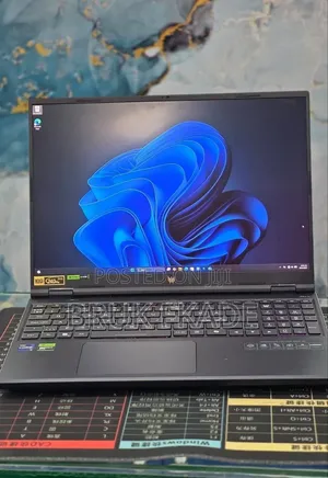 New Laptop Acer Predator Helios Neo 16 16GB Intel Core i9 SSD 1T