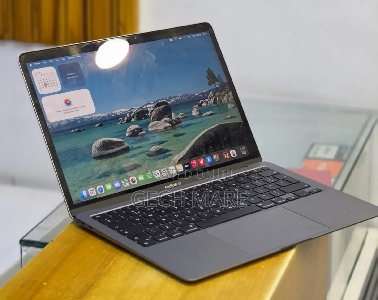 New Laptop Apple MacBook Air 2020 M1 16GB Apple M1 Pro SSD 256GB