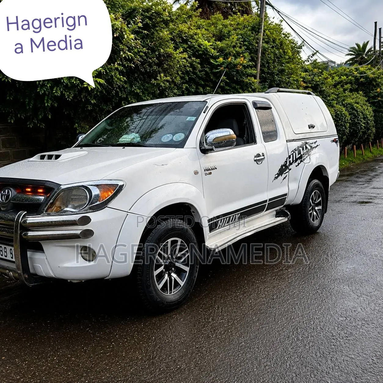Toyota Hilux 2010 White