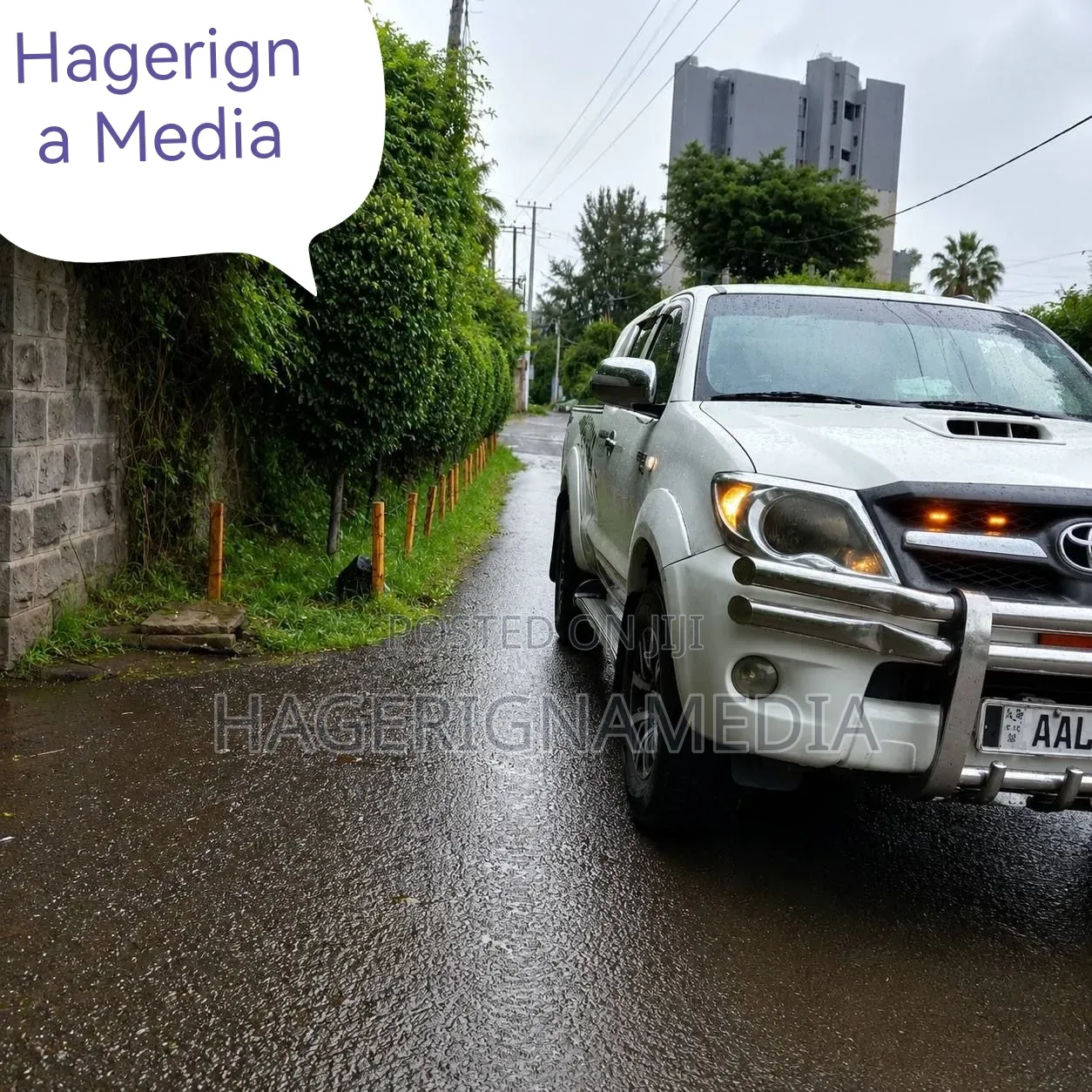 Toyota Hilux 2010 White