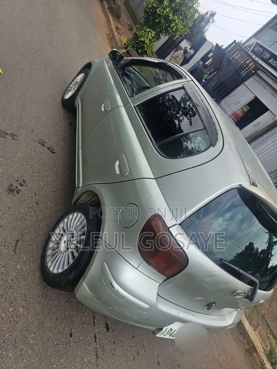 Toyota Vitz 2002 Silver