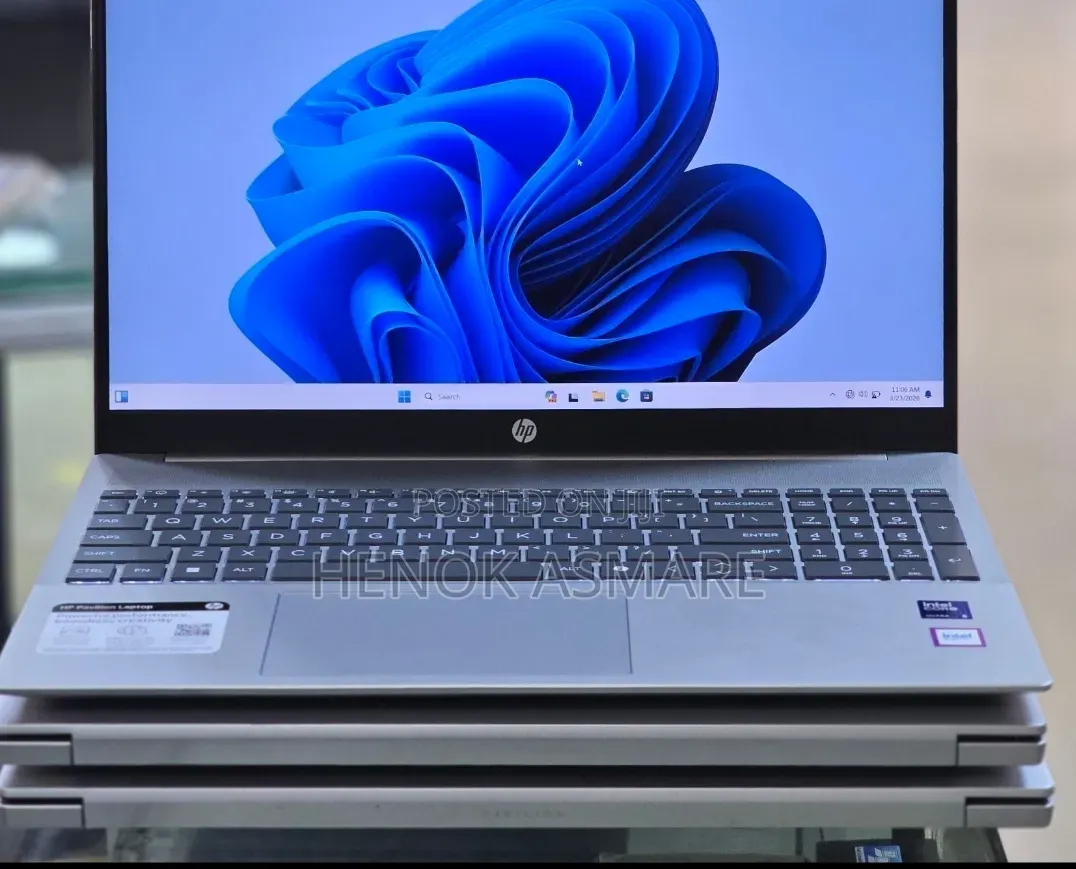 New Laptop HP Pavilion 14 8GB Intel Core Ultra 5 SSD 512GB