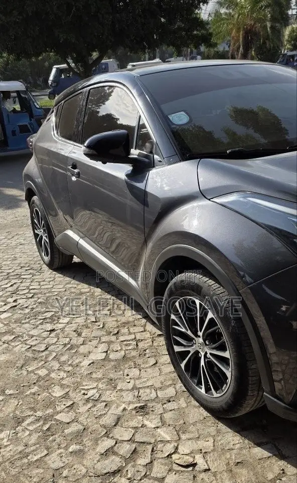 Toyota C-HR 2023 Black