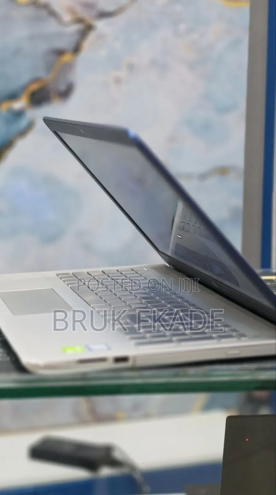 New Laptop HP Pavilion 15 12GB Intel Core i7 SSD 1T