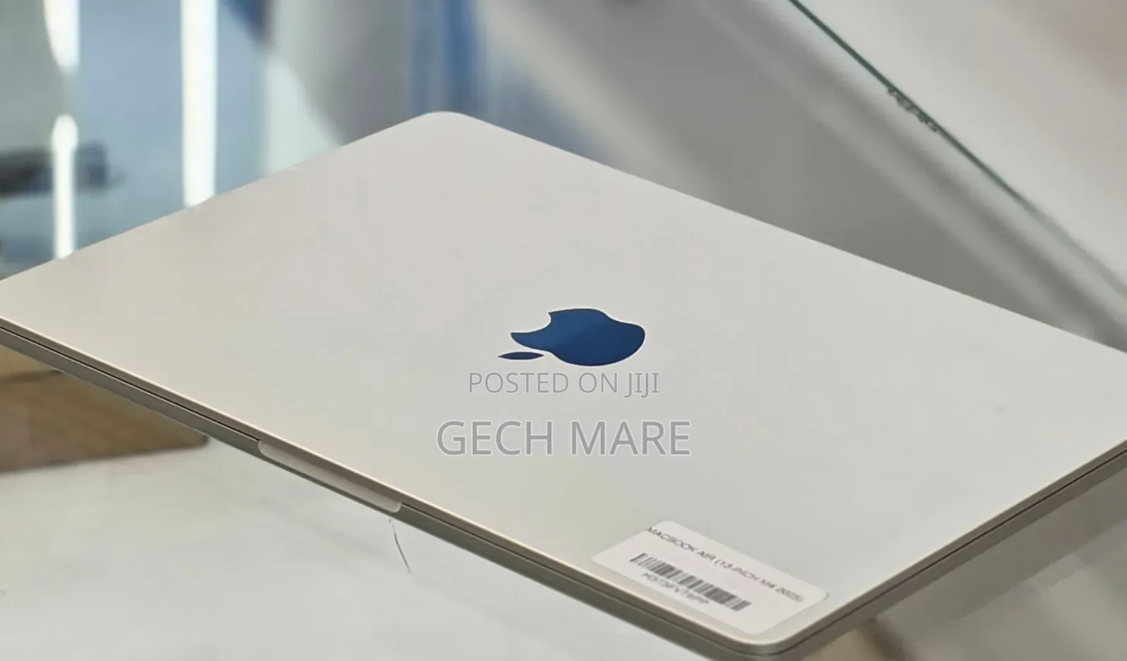 New Laptop Apple MacBook Air 2025 M4 16GB Apple M4 SSD 256GB