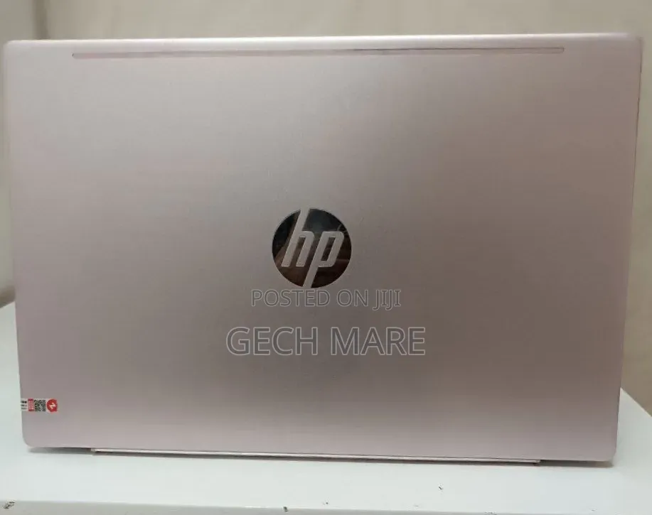 New Laptop HP Pavilion 15 8GB Intel Core i5 SSD 512GB