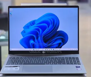 New Laptop HP Pavilion 15 8GB Intel Core Ultra 5 SSD 512GB