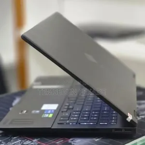 New Laptop HP Omen 16 16GB Intel Core i9 SSD 512GB