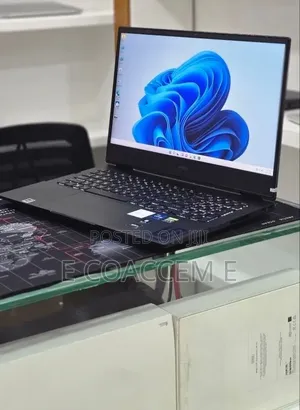 New Laptop HP 16GB Intel Core i9 SSD 512GB