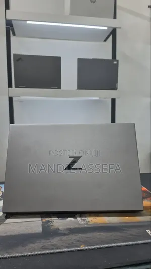 New Laptop HP Zbook Studio G7 32GB Intel Core i7 SSD 512GB